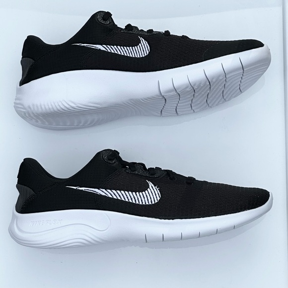 NEW Nike Flex Experience RN 11 NN Low Casual Sneaker - Womens US 10 | Mens 8.5 - Picture 6 of 10